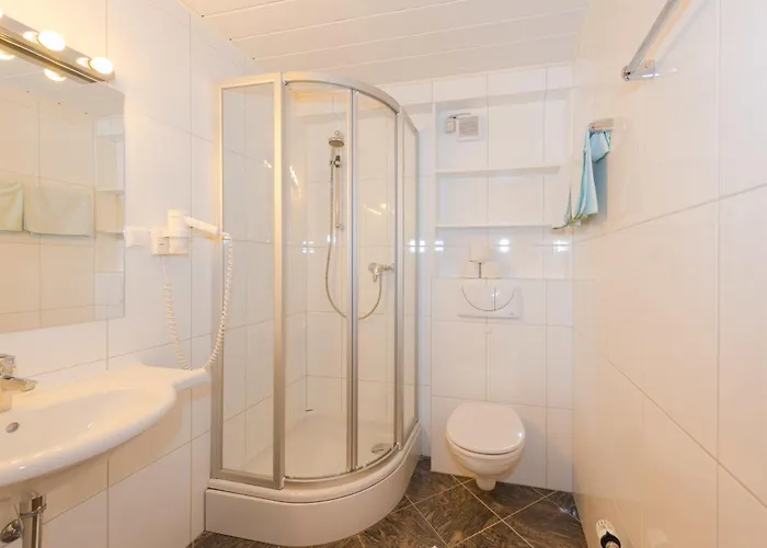 Life 4 By Alpenidyll *